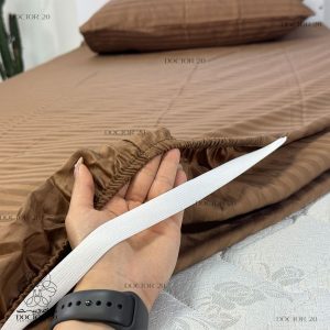 ملحفه و روبالشتی هتلی
