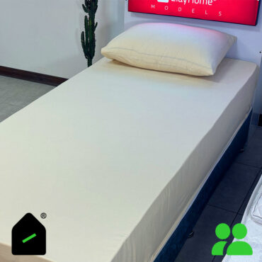 ملحفه نیم ست دونفره رنگ شیری (ملحفه کش دار+ 2 روبالشتی) Elay home